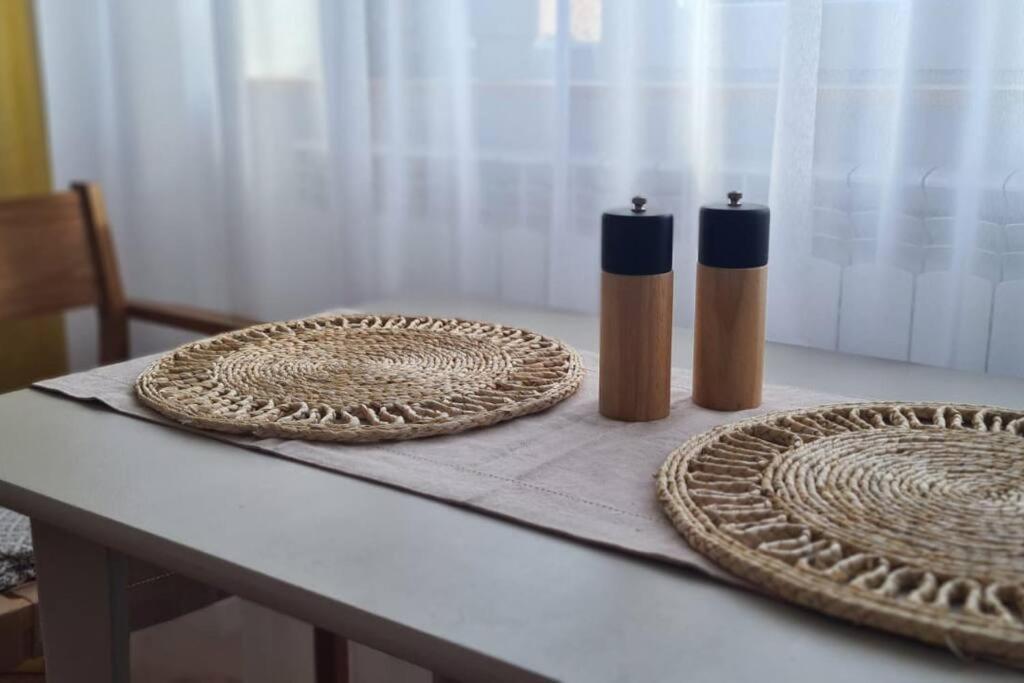 Warm And Cozy Studio Flat Near Straja Uricani  Luaran gambar