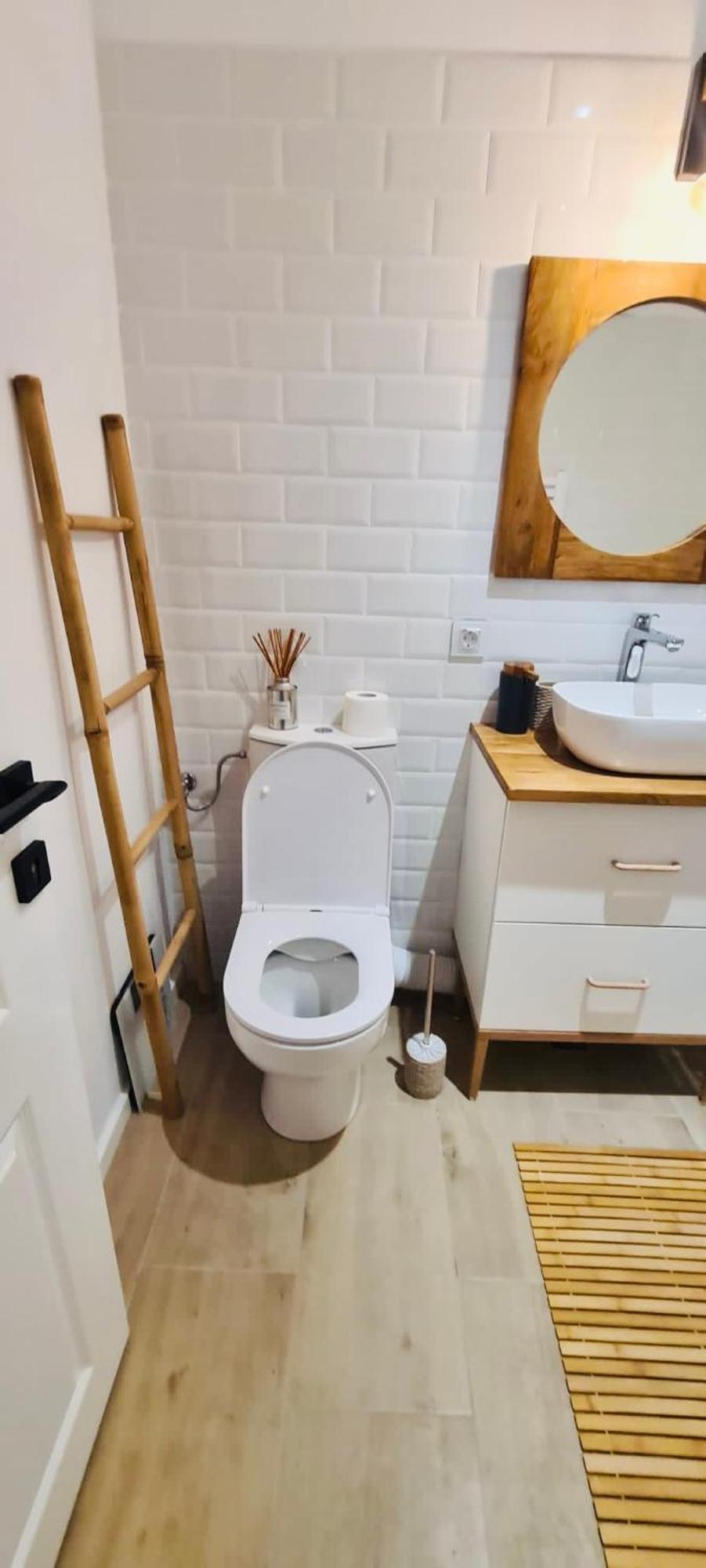 Warm And Cozy Studio Flat Near Straja Uricani  Luaran gambar